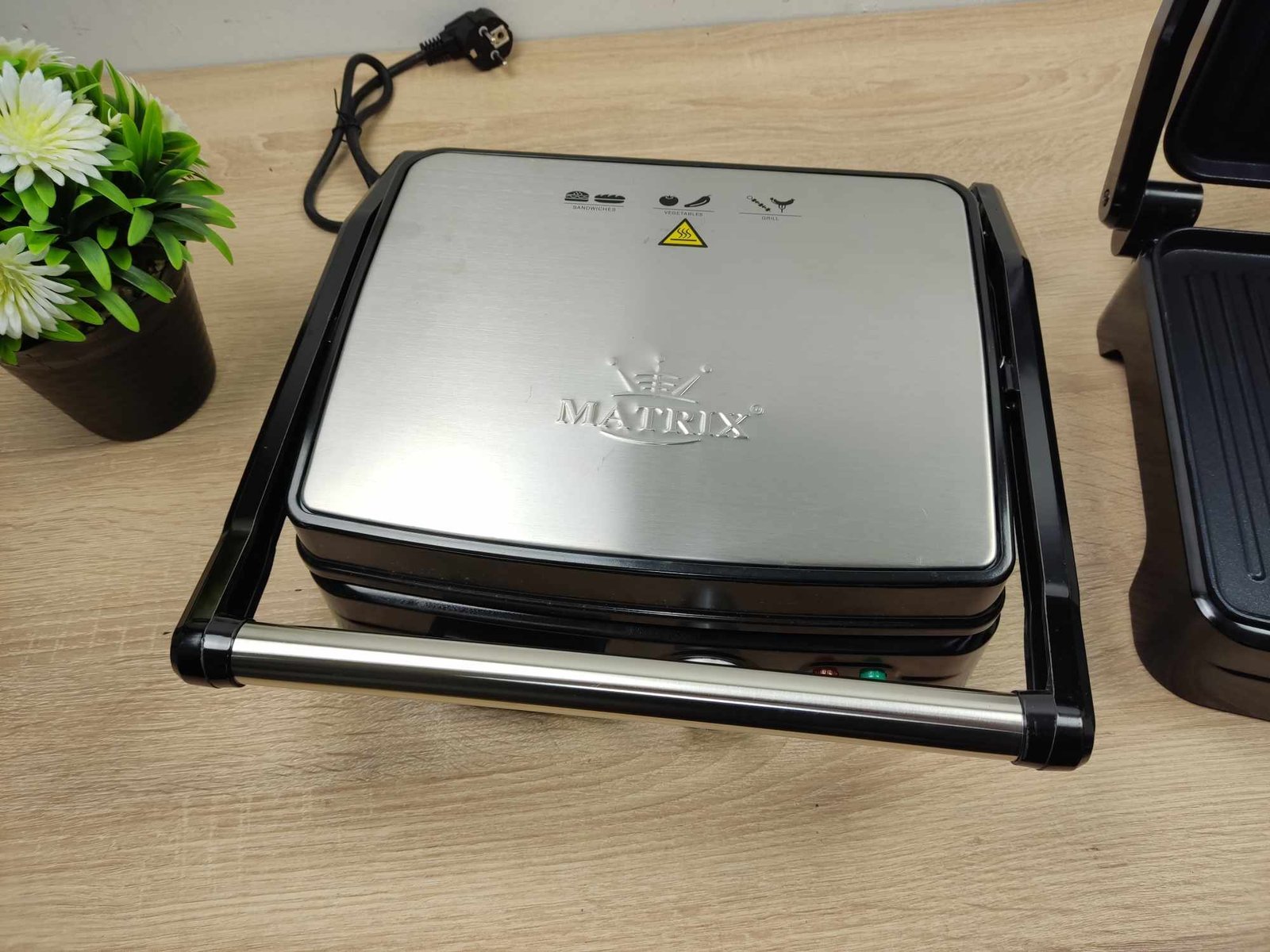 Grill Panini / Viande XL - inox - 2200W Matrix – Image 10