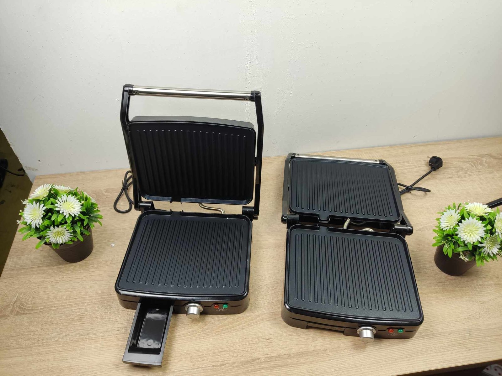 Grill Panini / Viande XL - inox - 2200W Matrix – Image 9